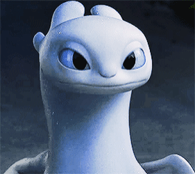 最后lily宝宝给礼志做的打扮,作品名 unicorn candy princess>网友