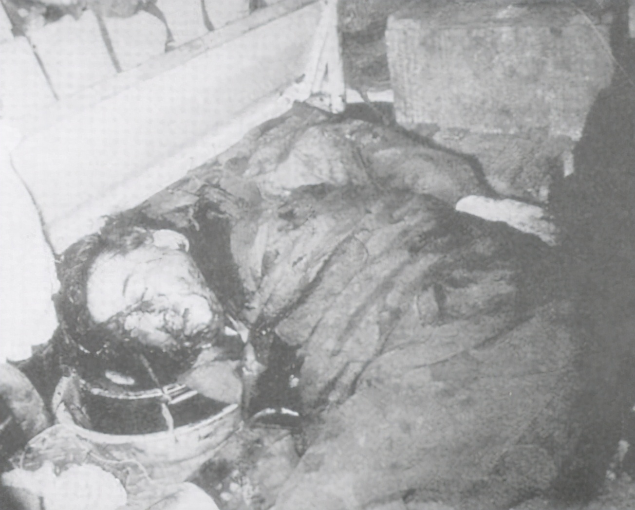 ��Խ��ͳ��ͥ��֮��������������������������������װ�׳���