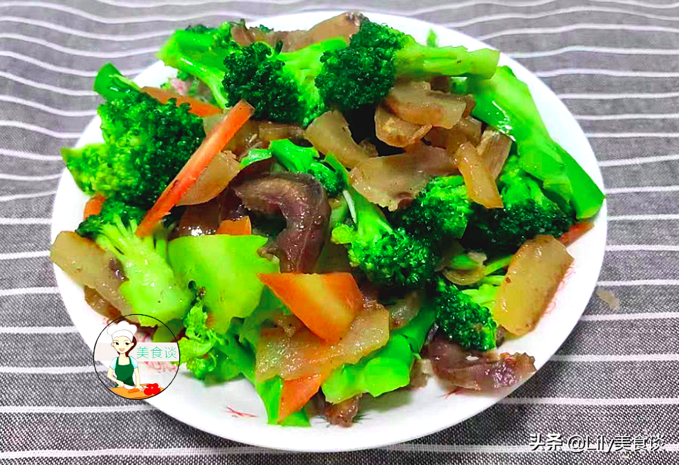 图片[11]-腊猪头皮炒西蓝花做法步骤图 一盘不够吃-起舞食谱网