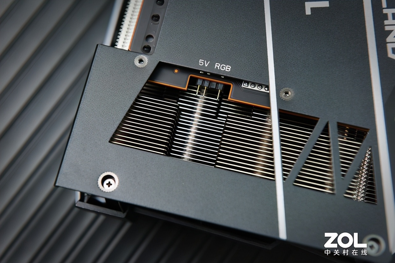 迪兰RX 6800 XT X战神评测：披袍擐甲 战神归来