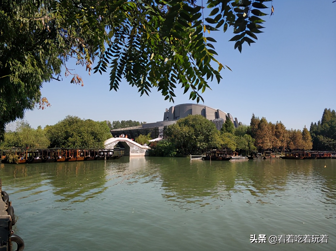 A day trip to Wuzhen and Xinshi ancient towns