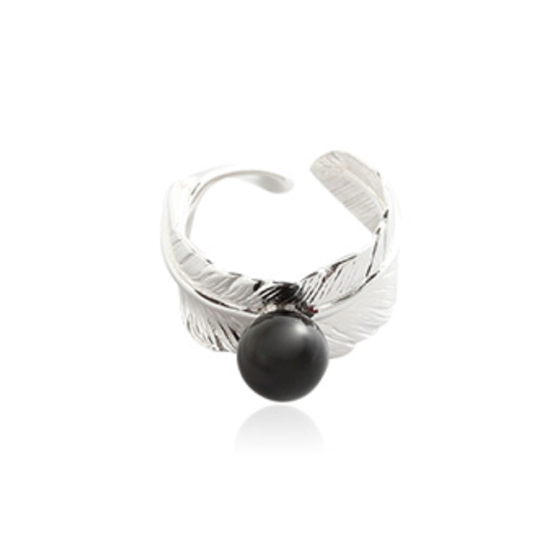 GIRLWEARINGPEARLS黑曜珍珠，熠熠星光