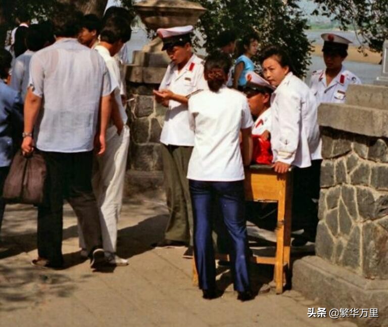 围歼东北二王兄弟，1983年，为何抽调了3万多军警