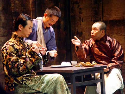 回顾天津人艺演绎经典《日出》（图）
