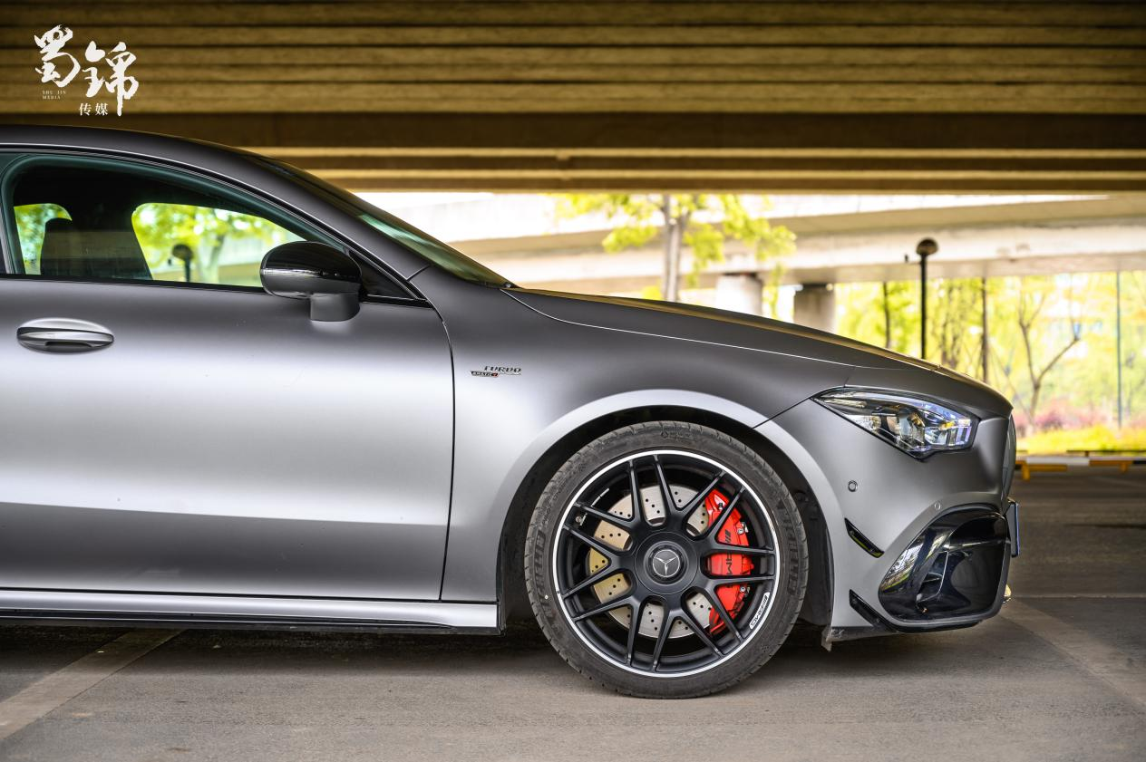 开着CLA45s，媳妇儿做的饭菜变得更鲜香了