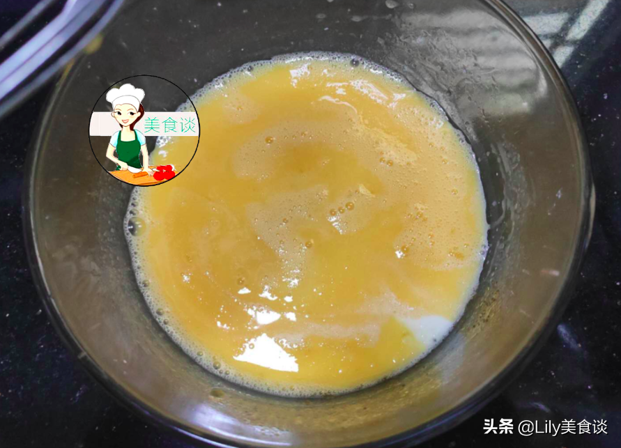 早餐儿子就认这饼，不用烤箱，平底锅一烙就好，隔三差五点名要吃