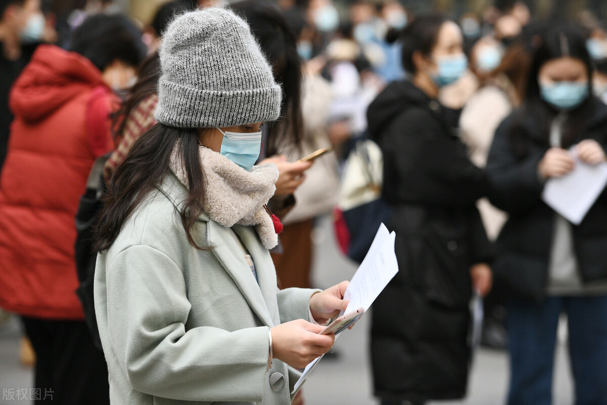 考公务员，研究生比本科生更有优势？听听过来人怎么说