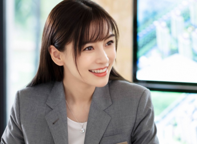 杨幂、热巴……刚出道时她们拍过哪些作品？为