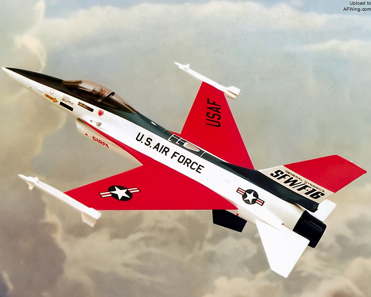 沈飞要造高达？变前掠翼双体飞机方案曝光，已申请技术专利