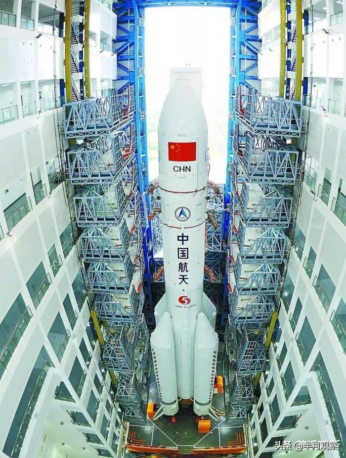重头戏来了！新火箭搭载新飞船，中国长征5B尽显雄姿，振奋人心！