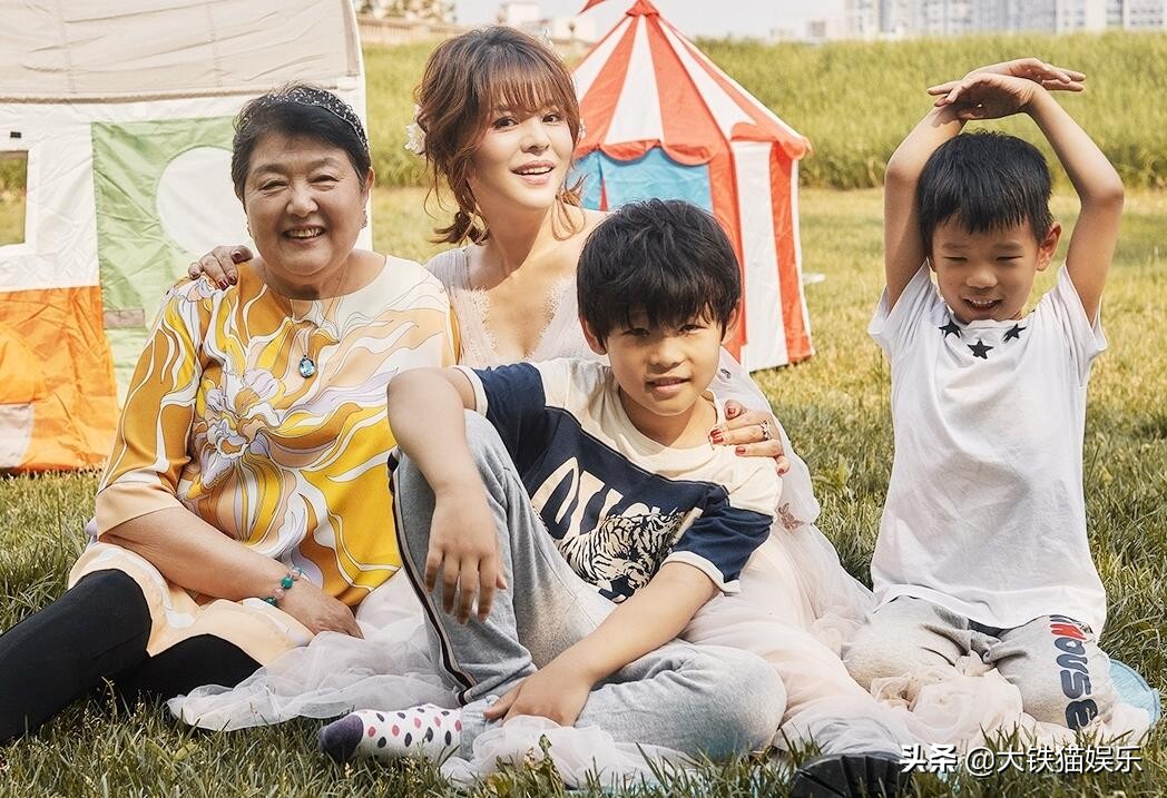 《金粉世家》18年了，以现代审美，人均绝色的金