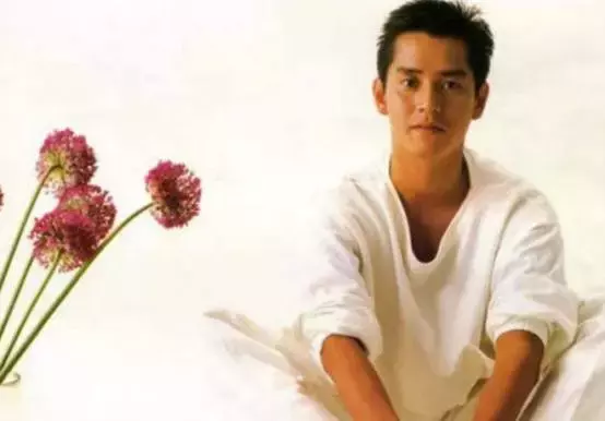 请回答1993:那一年窦唯如日中天,家驹不幸离世…