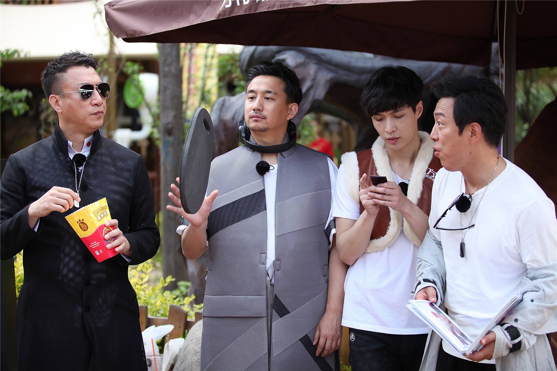 张艺兴官宣离开，留下的心愿牌让人感动，再见