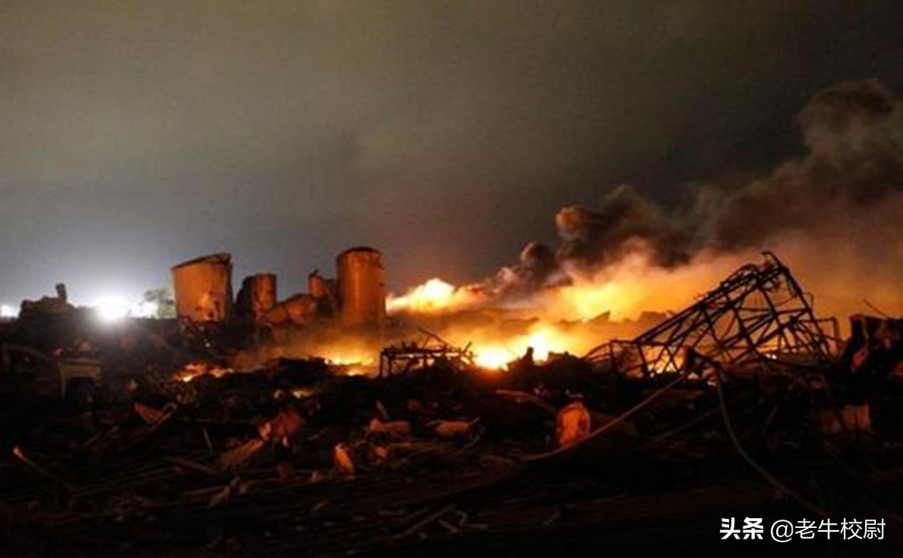 又一起悲劇！ 美國辦公樓突然爆炸，誰幹的？