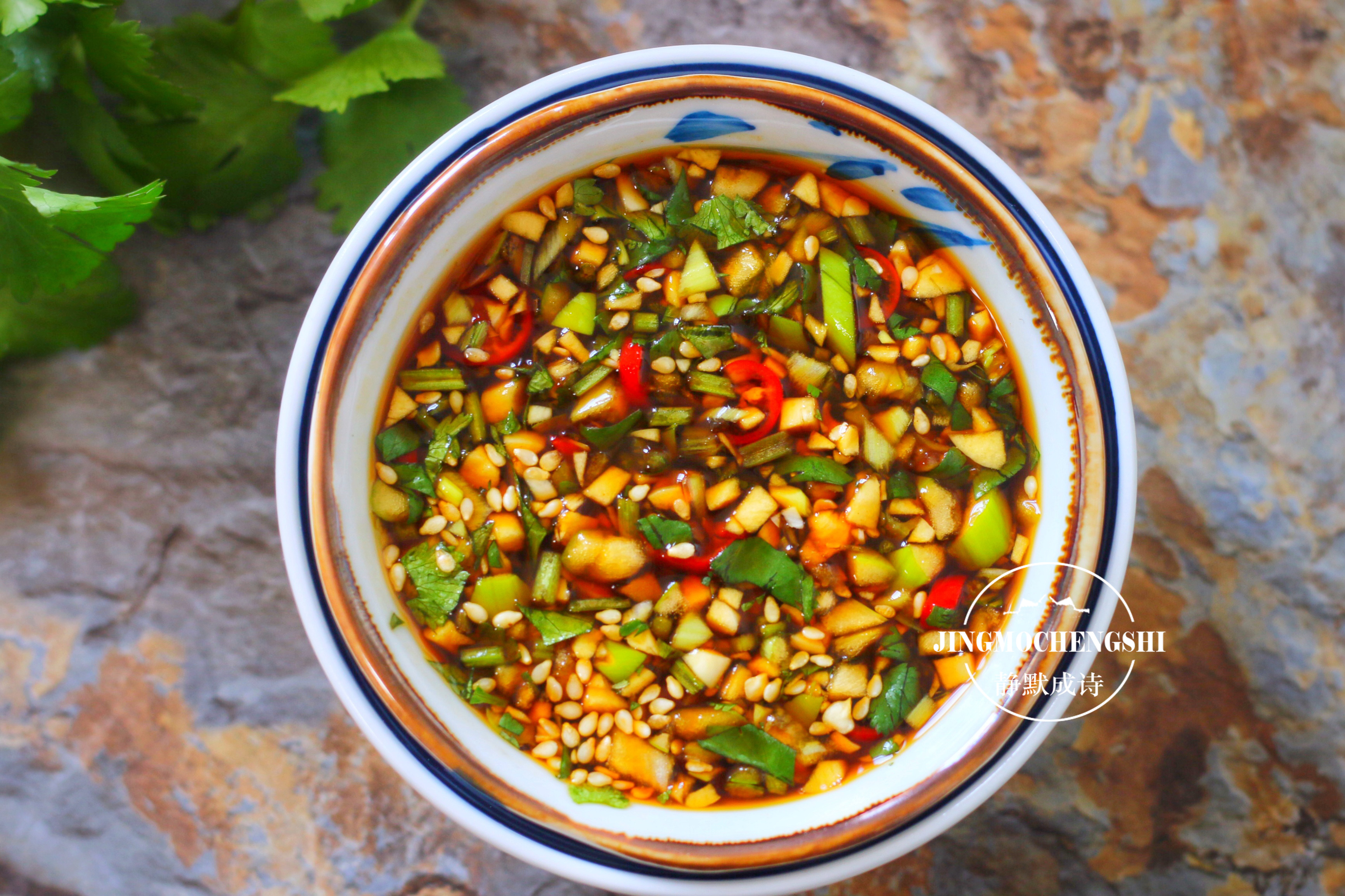 教你做萬能蘸料，涼拌菜涮火鍋都可以，怎麼吃都香