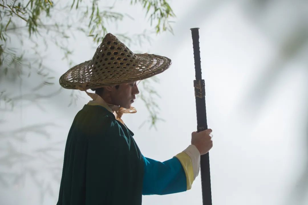 李白最有“杀气”的一首诗，中间两句狂到没边，只想跪下唱征服-第1张图片-非凡网