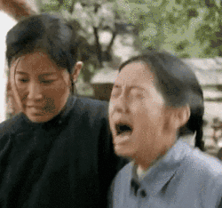 還在嘟嘴扮嫩的阿姨們，看看這些女演員，是如何超齡演出少女感