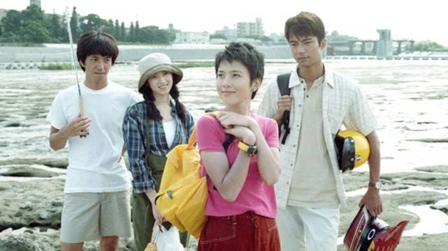 90年代女神坂井真纪离婚，老公抛妻弃女恋上19岁