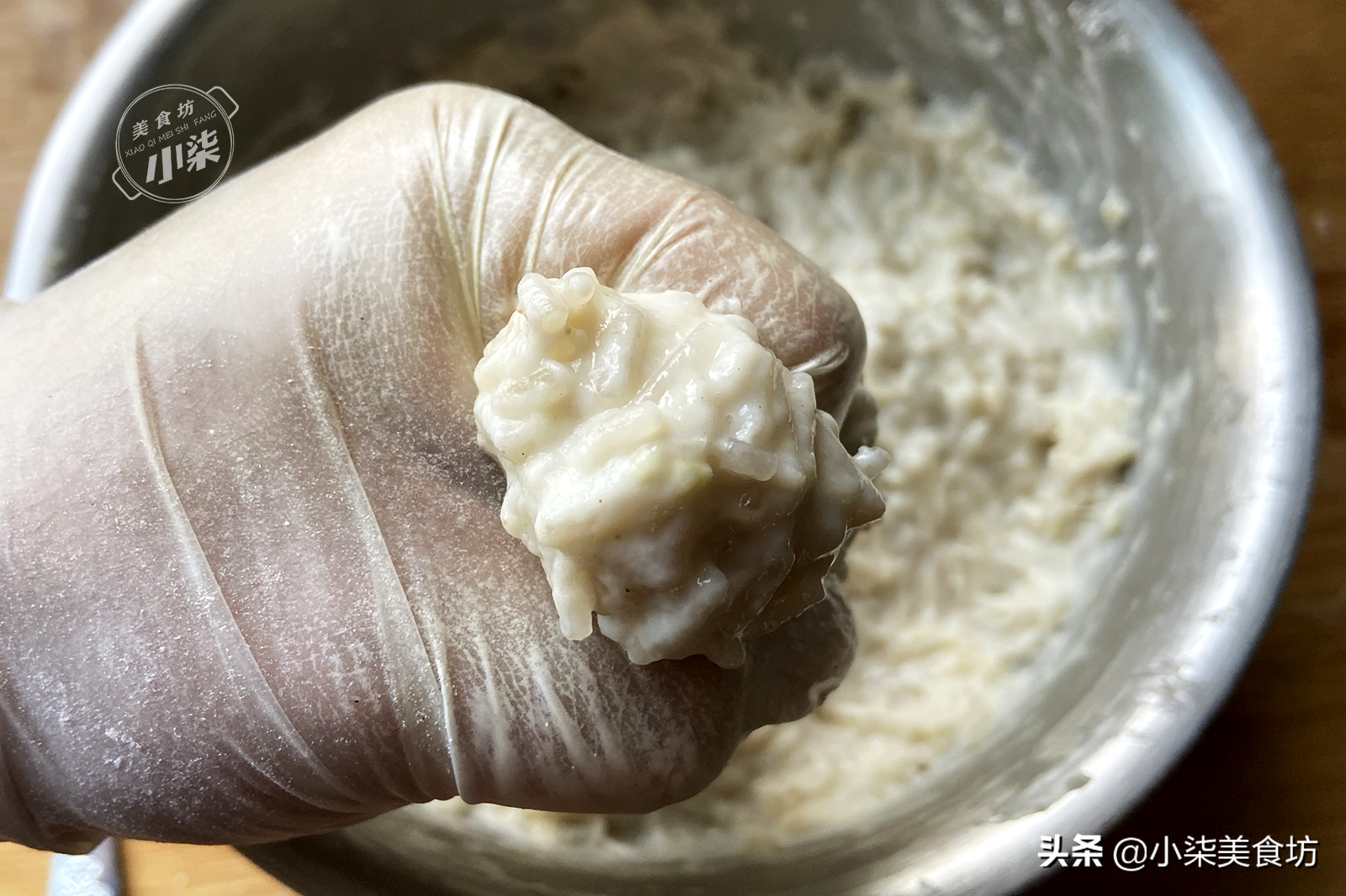 這樣炸的丸子，不吸油不回軟，外酥裡軟又開胃，學會過年有口福了