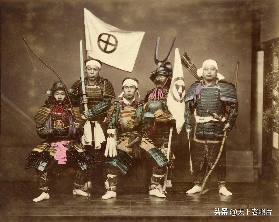 1860年代的日本人长什么样？来看真实彩色写真照