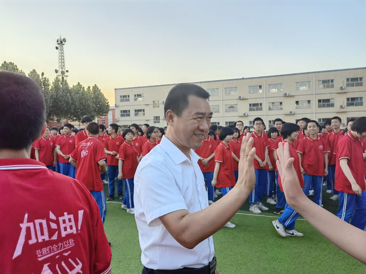 邯郸临漳第四中学举行2021届中考壮行大会