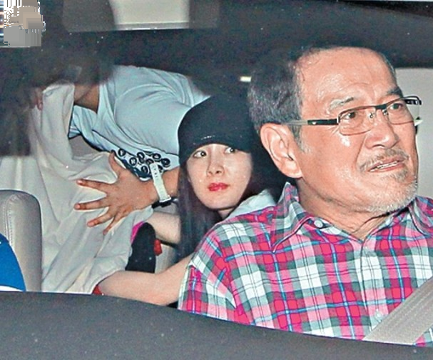 劉丹曝小糯米極度思念父母，見到離家數月的劉愷威即緊摟著不放手