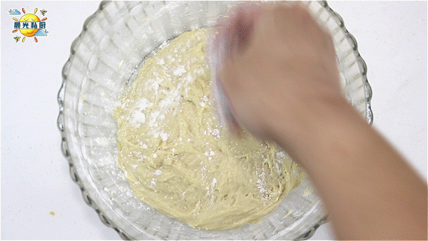 奶酪芝士早餐餅，每個週末都會做的簡易披薩，無需揉麵、一步到位