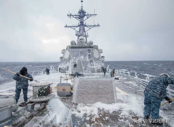俄罗斯天气有多可怕？美英舰队硬闯俄北极军港，最后直接被冻跑了