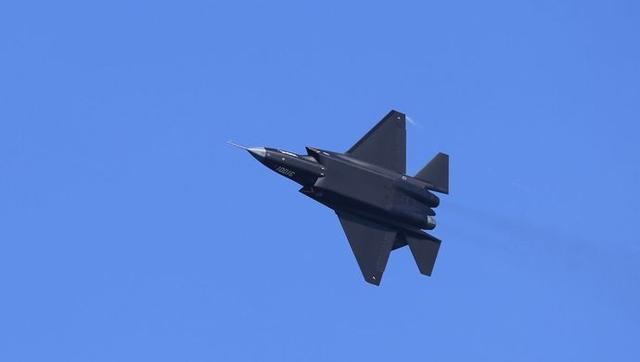 歼31重大变化，隐身能力得到加强，专家推测：将