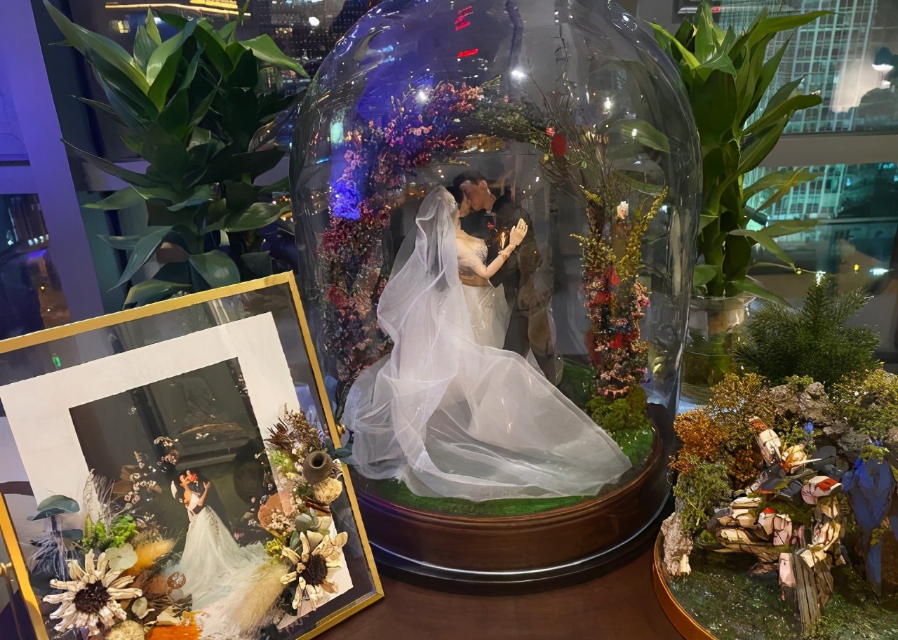 Exceed warm! Han age birthday carries love wife and mom to close according to, celebrate unripe spot not to forget to send Hua Jinxiao for mom