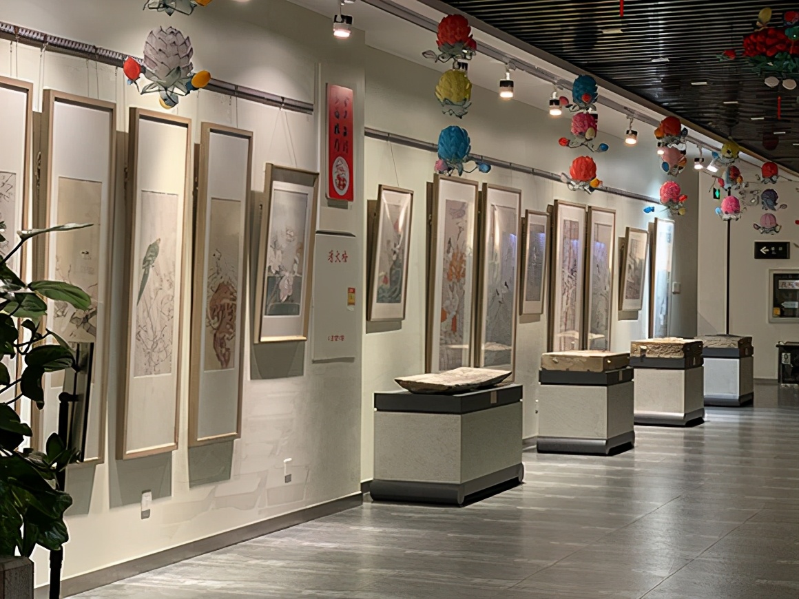 笔润春梅——赵金生工笔花鸟画展