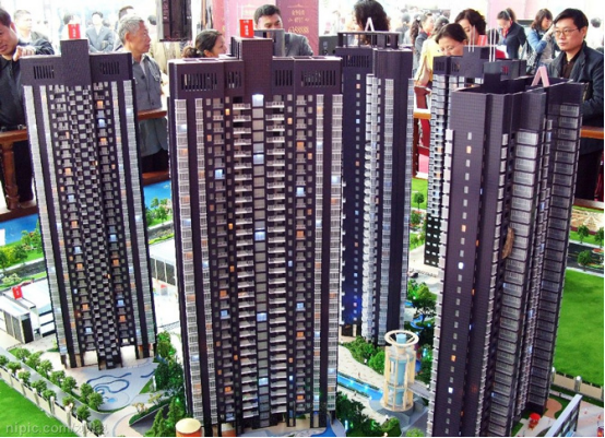 许家印，被任泽平坑惨了吗？