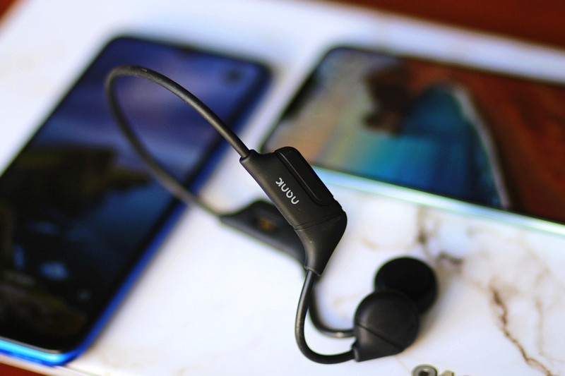 运动耳机无需入耳 南卡Runner CC II骨传导蓝牙耳机