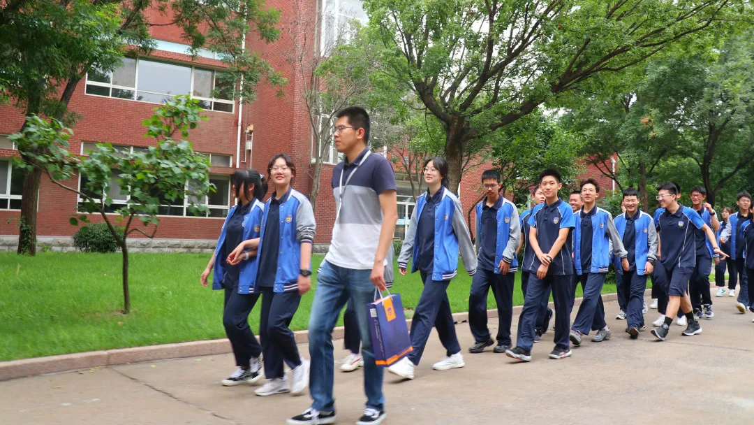 全校一心 共迎学考——高一学子参加首次学业水平考试