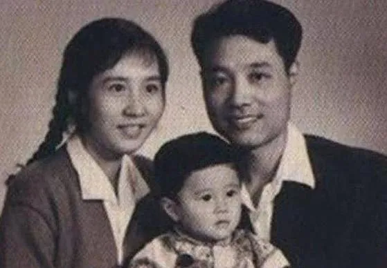在北京,这群人操控娱乐圈格局40年,潜规则至今没打破