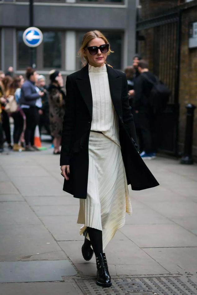 天凉短裙该收起来了，建议多穿这5款早秋“长裙”，时髦显高级