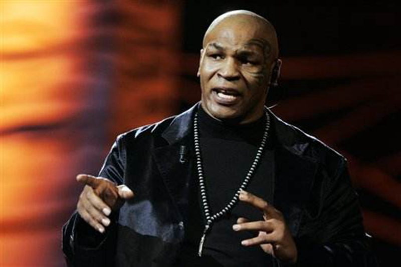 泰森入狱三次，在监狱中有没有被打？拳王亲自