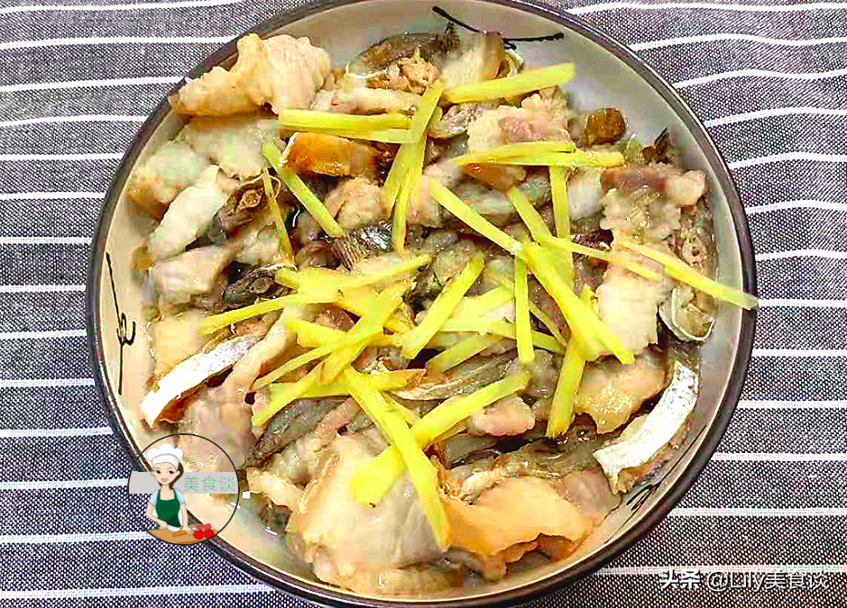 入秋要多吃蒸菜，这菜蒸一蒸，15分钟上桌，好做好吃，营养不上火