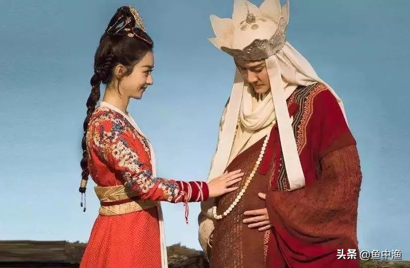 “清纯小花”赵丽颖的心酸上位史，和她生命中3个因戏生情的男人
