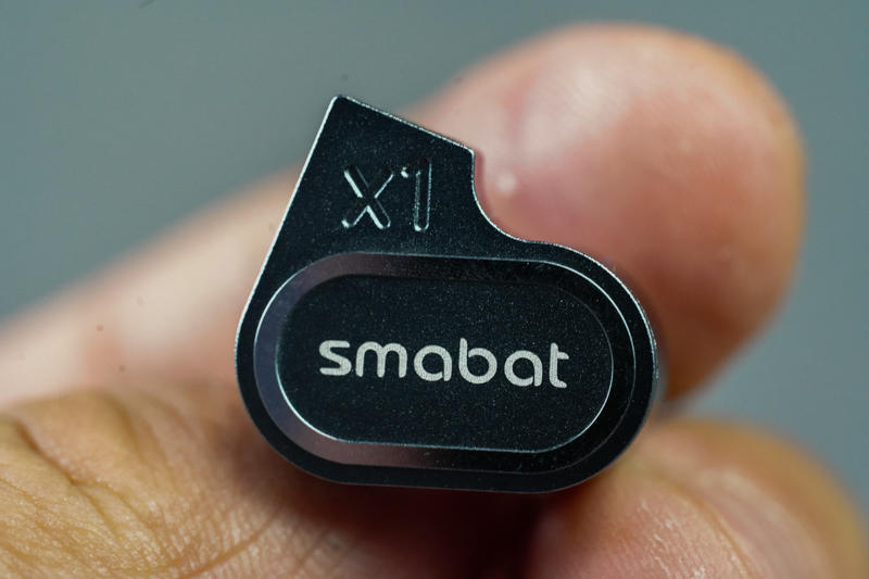 两种味道，双倍兴奋：smabat 变革者X1动圈耳机评测