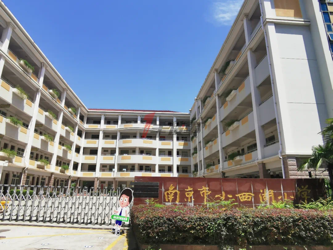 进展神速！实拍秦淮河边中冶豪宅，洋房露真容