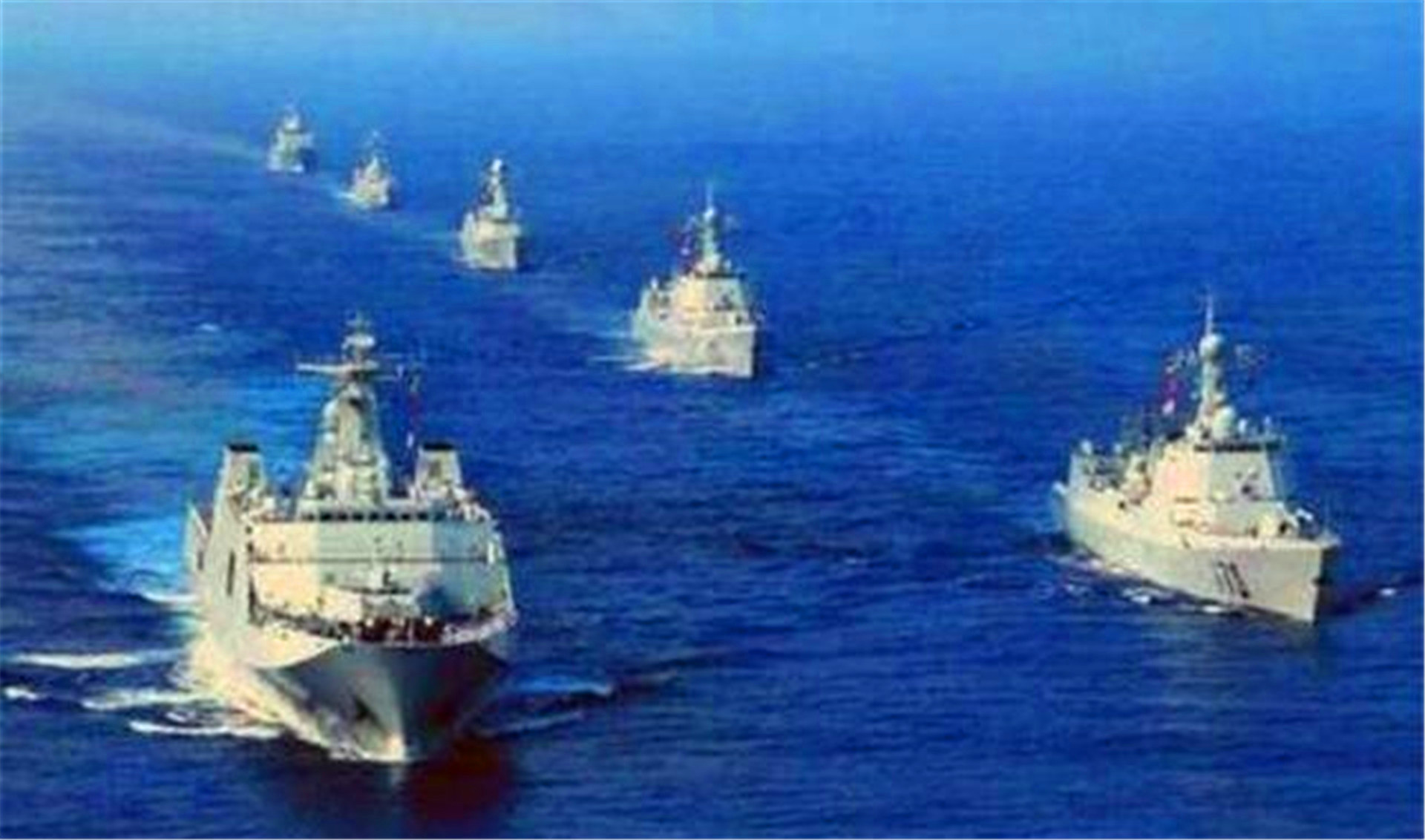 2025年中国实力有多强？美专家：海军实力突飞猛