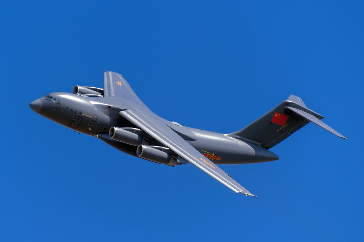 高原运输利器：关键时刻新一批运20入役，凸显战略重器强大作用