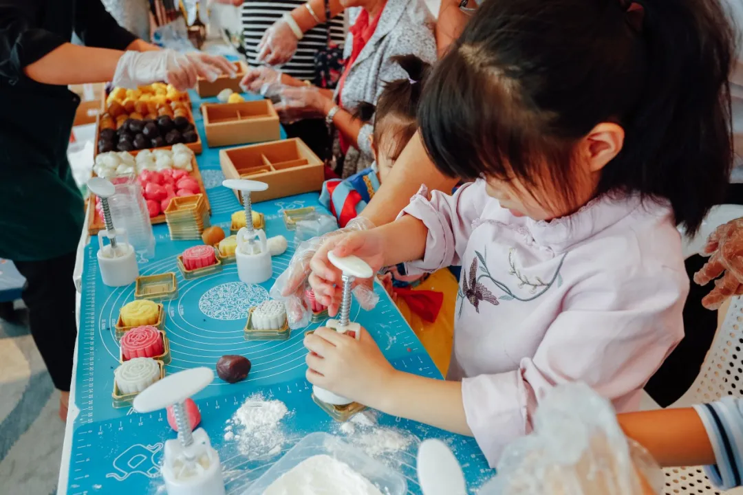 《月圆悦欢喜》-- 福州正荣中秋主题活动