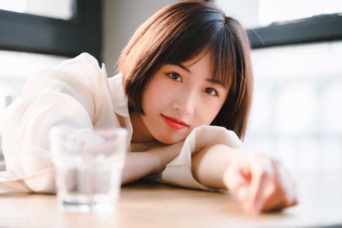 文案教练师瑾：如何创建一个让潜在客户不得不阅读的文案