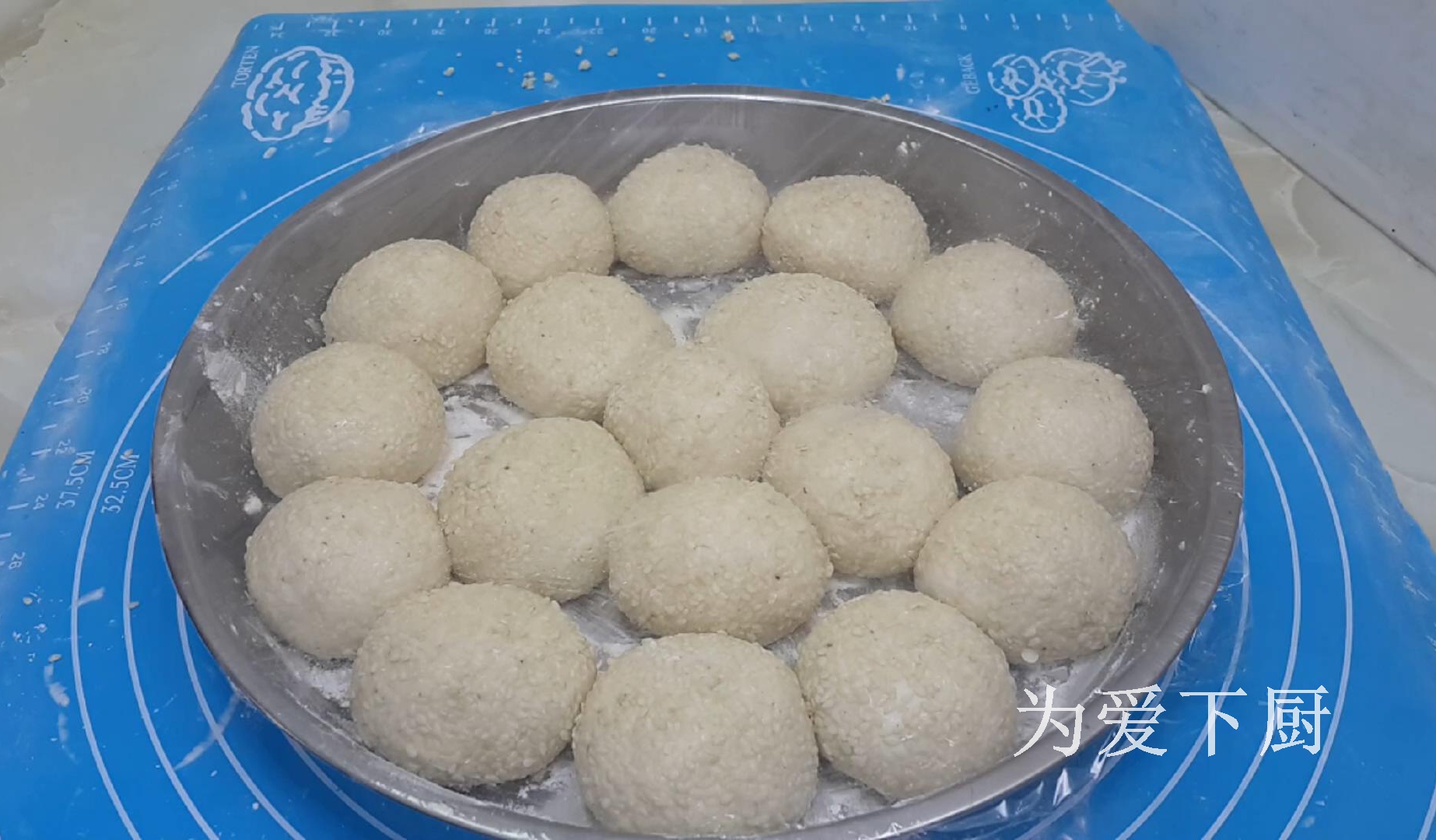 麻團這做法才最正確，掌握3個技巧，個個空心不炸鍋，比買的還香