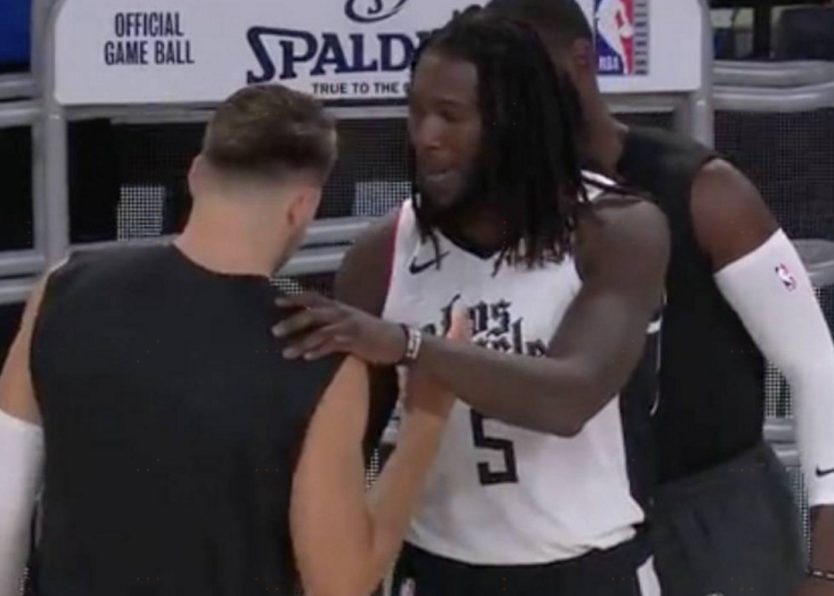 擁抱道歉+公開示好！東契奇打服哈雷爾：從飆髒話到大寫的尊重