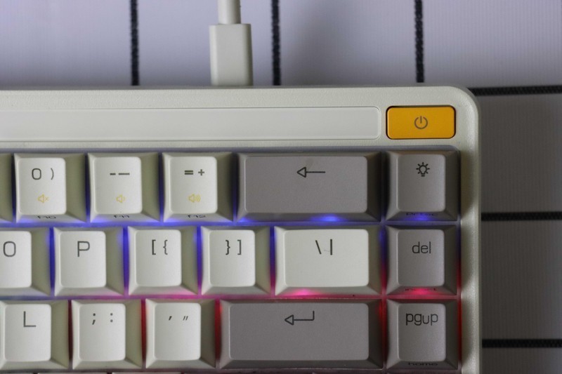 化繁为简-米物K19三模机械68键键盘体验