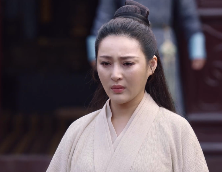 新《鹿鼎记》陈圆圆上线，演员脸肿身材发福，又成历届最差一版