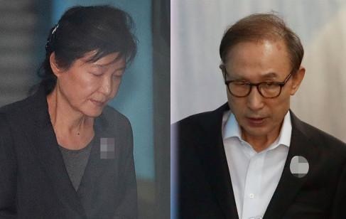 文在寅最大危机！支持率暴跌遭韩国人唾弃，恐下台就入狱？
